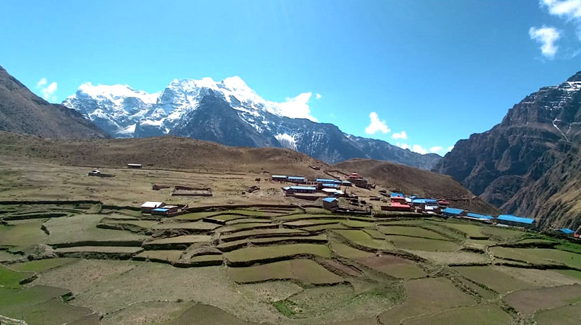 Nar Phu Valley trek in Nepal during monsoon with remote Himalayan villages and Tibetan culture