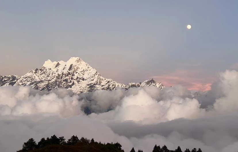 Taruche Viewpoint with panoramic Himalayan mountain views in Nepal