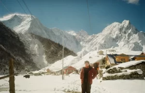 Manaslu Base Camp Trek 12 Days